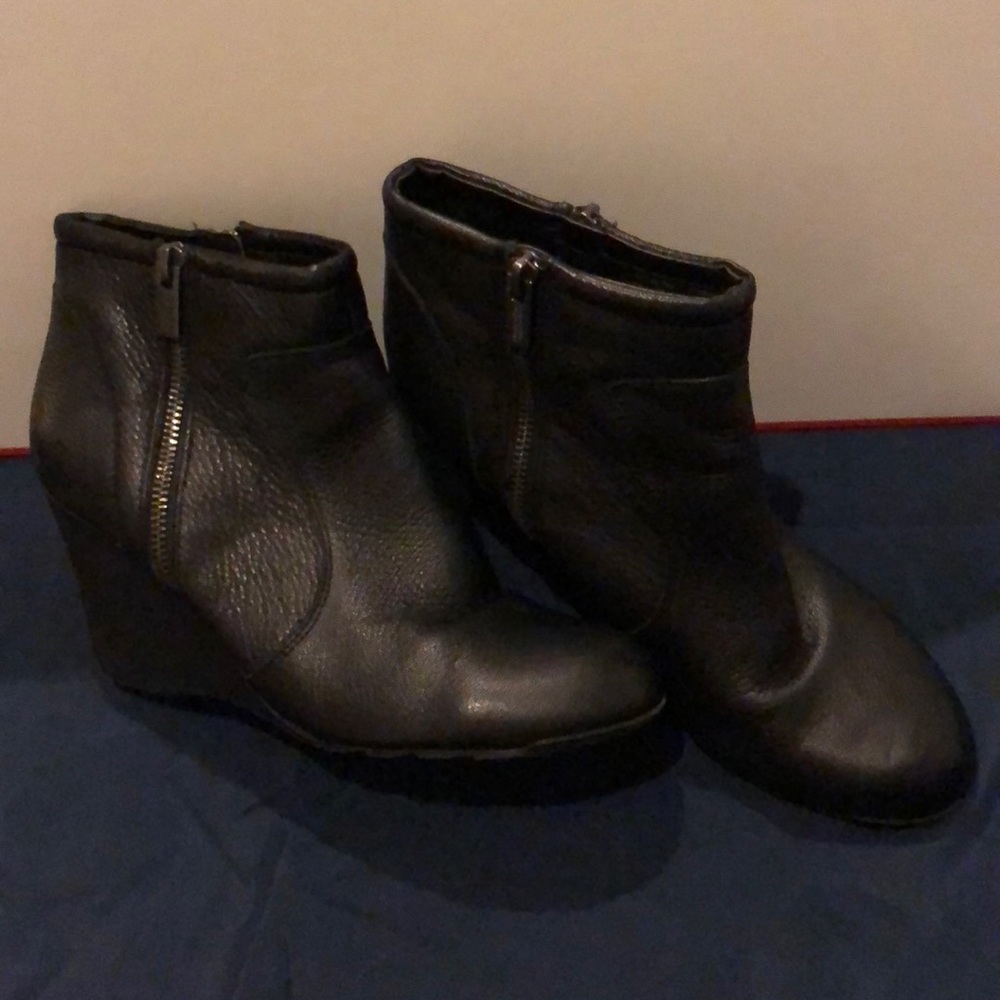 Kenneth Cole Reaction Wedge Boot, Black